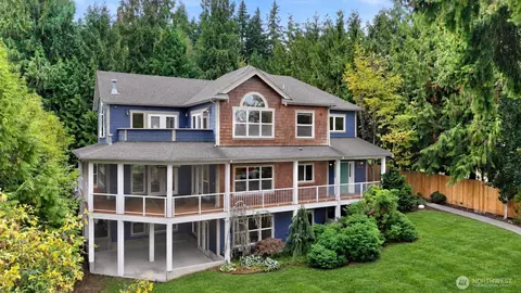 4618 Lakeway Dr, Bellingham, WA 98229