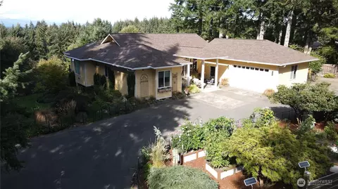 741 Eagle Ridge Dr, Shelton, WA 98584