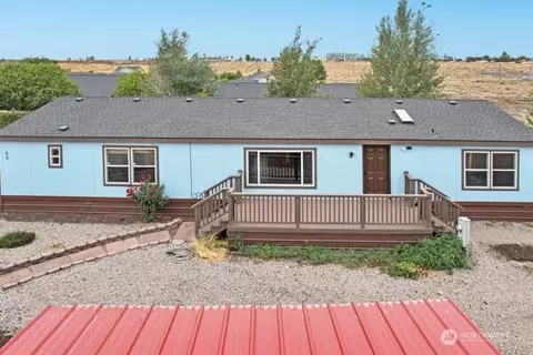 900 N Grape Dr #85, Moses Lake, WA 98837
