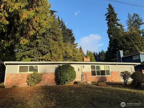 17815 46th Pl W, Lynnwood, WA 98037