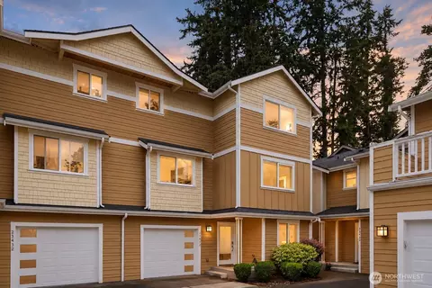 23432 55th Ave W #B, Mountlake Terrace, WA 98043