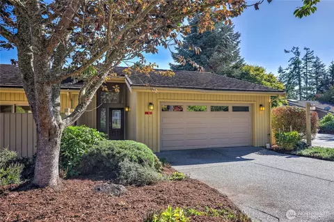 52 Bluff Ln #1, Port Townsend, WA 98368