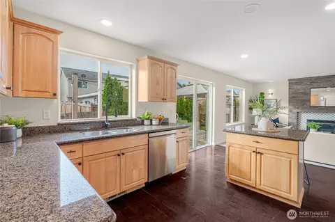 Kitchen - 13894 Beech Ct, Sultan, WA 98294 photo 1 of 4