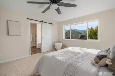 Bedroom - 13894 Beech Ct, Sultan, WA 98294 photo 3 of 5