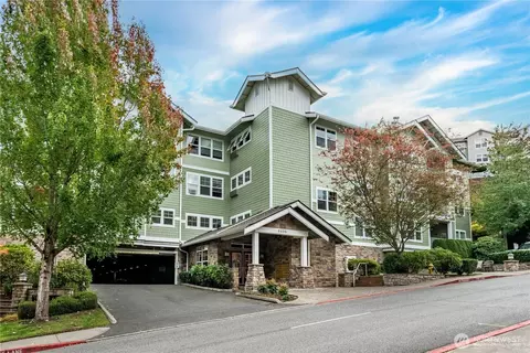 4406 Providence Point Pl SE #101, Issaquah, WA 98029