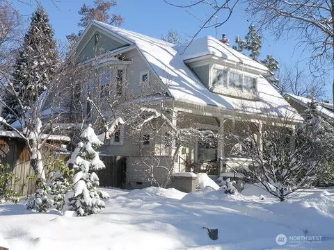 Exterior - 705 Boyer Ave, Walla Walla, WA 99362 photo 2 of 6
