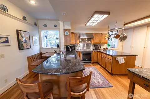Kitchen - 705 Boyer Ave, Walla Walla, WA 99362 photo 2 of 3
