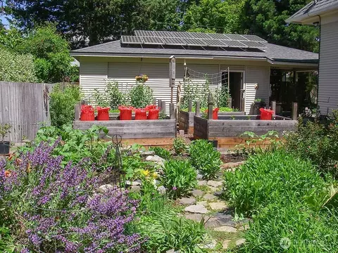 Exterior - 705 Boyer Ave, Walla Walla, WA 99362 photo 5 of 6