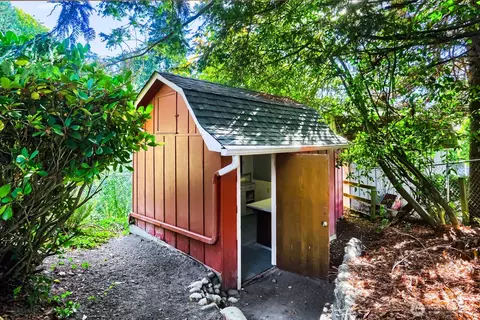 Other - 19417 129th Ave NE, Bothell, WA 98011 photo 3 of 4