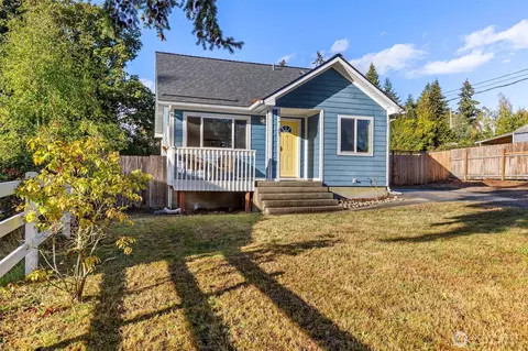 2369 Winfield Ave, Bremerton, WA 98310