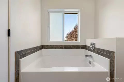 Bath - 20116 14th Avenue Ct E, Spanaway, WA 98387 photo 3 of 6