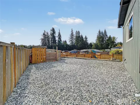 Exterior - 38916 264th Ave SE #23, Enumclaw, WA 98022 photo 2 of 5