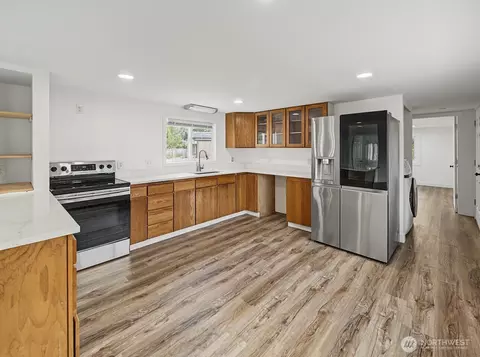 Kitchen - 38916 264th Ave SE #23, Enumclaw, WA 98022 photo 2 of 3