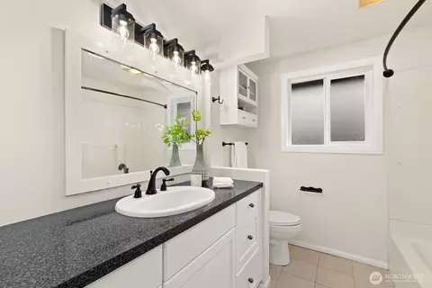 Bath - 5706 Highland Rd, Everett, WA 98203 photo 1 of 1