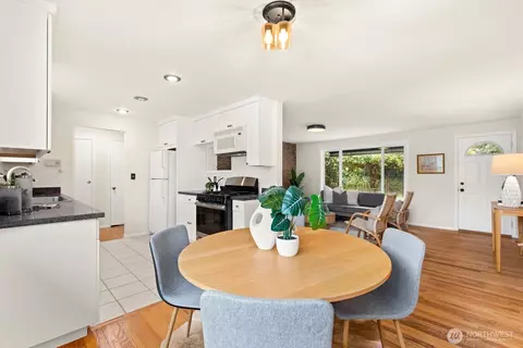 Dining - 5706 Highland Rd, Everett, WA 98203 photo 1 of 3