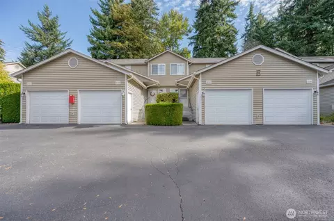5722 99th Street Ct E, Puyallup, WA 98373