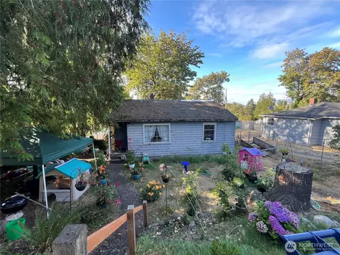 7212 S 126th St, Seattle, WA 98178