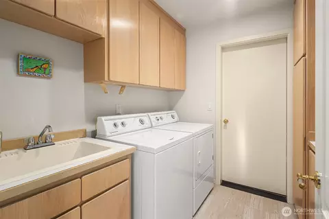 Other - 912 Cedar St, Edmonds, WA 98020 photo 2 of 3