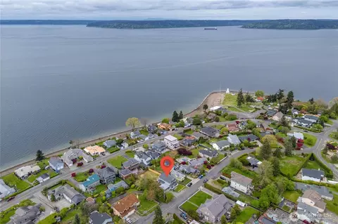 5006 Hyada Blvd NE, Tacoma, WA 98422
