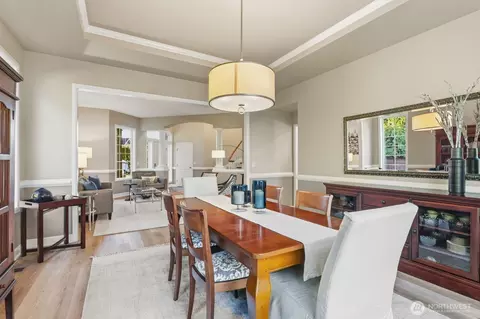 Dining - 20632 37th Ave SE, Bothell, WA 98021 photo 1 of 2
