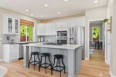 Kitchen - 20632 37th Ave SE, Bothell, WA 98021 photo 2 of 4
