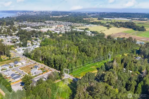 4424 D St, Blaine, WA 98230