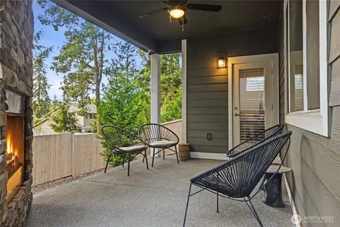 Exterior - 16314 8th Ave E, Spanaway, WA 98387 photo 6 of 8