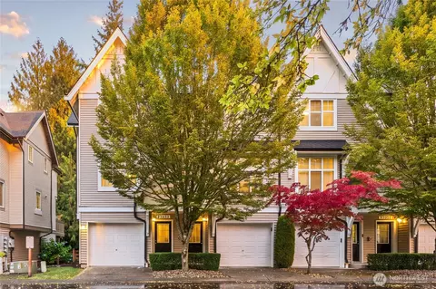 22652 NE Alder Crest Ln, Redmond, WA 98053