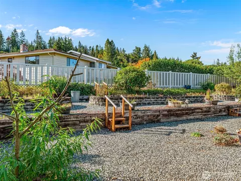 Exterior - 407 Norman St, Sequim, WA 98382 photo 4 of 5