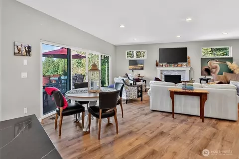 Dining - 1285 Fox Hollow Rd, Sequim, WA 98382 photo 2 of 2