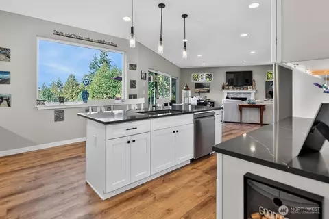 Kitchen - 1285 Fox Hollow Rd, Sequim, WA 98382 photo 2 of 6