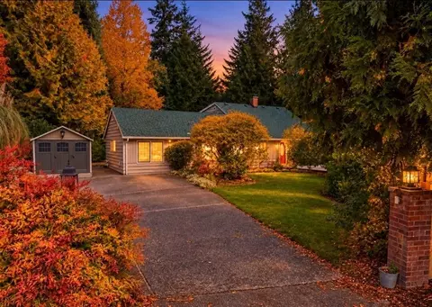 1805 204th Pl SW, Lynnwood, WA 98036