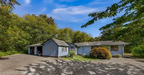4036 Wynn Rd, Bellingham, WA 98225