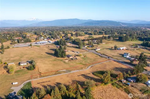 422 E Smith Rd, Bellingham, WA 98226