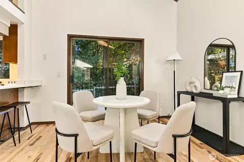 Dining - 21931 3rd Ave SE, Bothell, WA 98021 photo 1 of 2