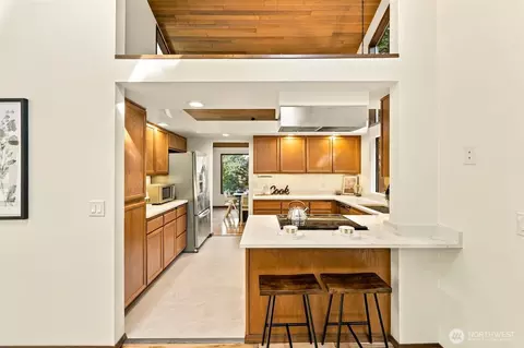 Kitchen - 21931 3rd Ave SE, Bothell, WA 98021 photo 1 of 4