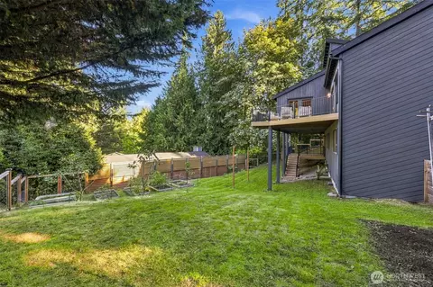 Exterior - 21931 3rd Ave SE, Bothell, WA 98021 photo 9 of 9