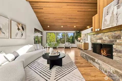 Living - 21931 3rd Ave SE, Bothell, WA 98021 photo 1 of 5