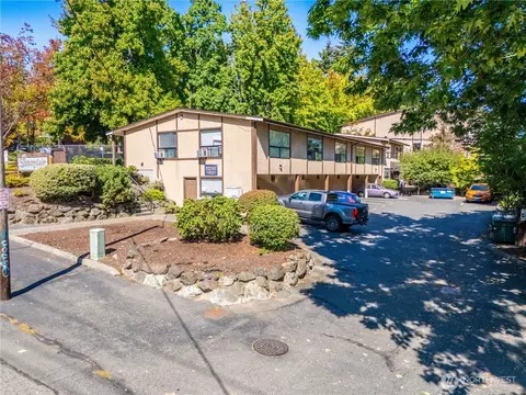 648 S 152nd St, Burien, WA 98148