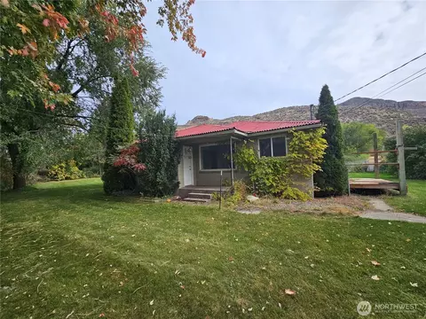 32258 B Hwy 97 #B, Tonasket, WA 98855