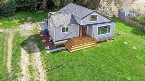 1320 Swantown Rd, Oak Harbor, WA 98277