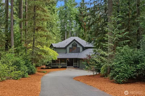 10442 Leeway Ave NW, Silverdale, WA 98383