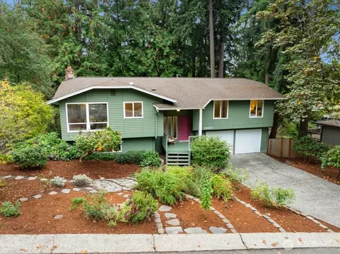 16817 NE 91st St, Redmond, WA 98052
