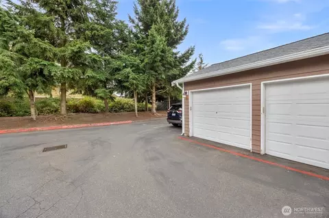 Exterior - 7220 Rainier Dr #101, Everett, WA 98203 photo 6 of 7