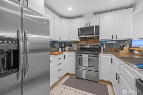 Kitchen - 7220 Rainier Dr #101, Everett, WA 98203 photo 1 of 3