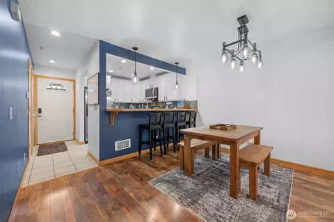 Dining - 7220 Rainier Dr #101, Everett, WA 98203 photo 2 of 2