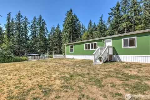 480 E Piper Trl, Oak Harbor, WA 98277