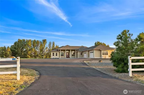 240 Majestic Heights Dr, Ellensburg, WA 98926