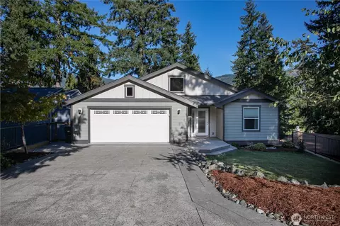 6 Bogey Ln, Bellingham, WA 98229