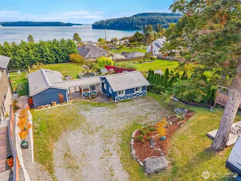 5934 Central Ave, Anacortes, WA 98221